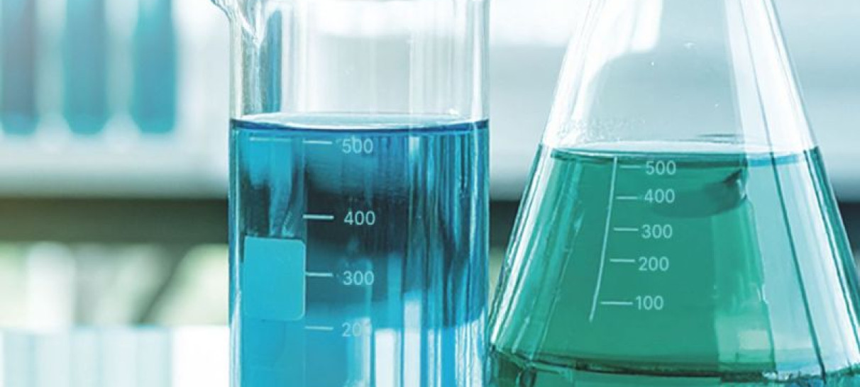 two beakers with date and time for Munzing webinar